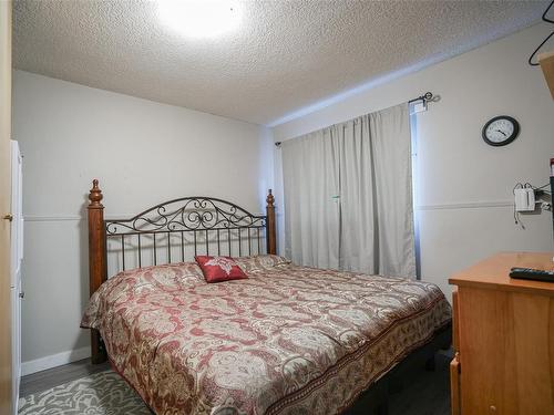 2395 14Th Ave, Port Alberni, BC - Indoor Photo Showing Bedroom