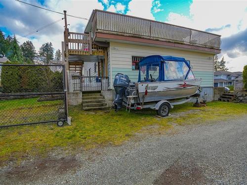 2395 14Th Ave, Port Alberni, BC - Outdoor With Balcony