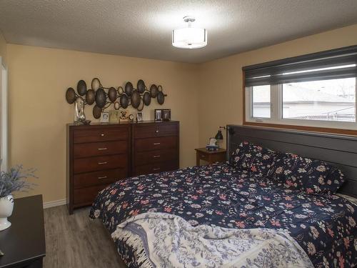 680 Dalhousie Drive, Thunder Bay, ON - Indoor Photo Showing Bedroom