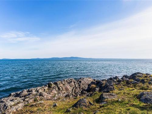 2600 Queenswood Dr, Saanich, BC - Outdoor With Body Of Water With View