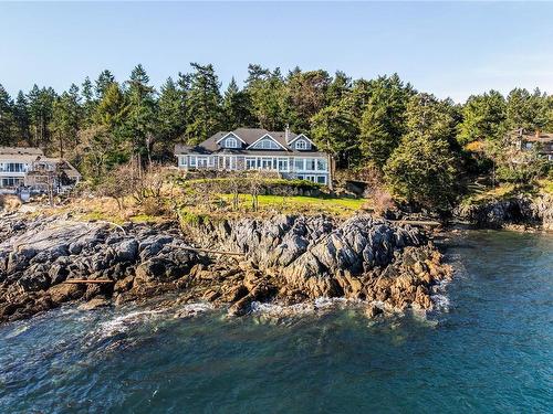 2600 Queenswood Dr, Saanich, BC - Outdoor With Body Of Water With View