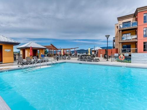 542-654 Cook Road, Kelowna, BC - Outdoor With In Ground Pool