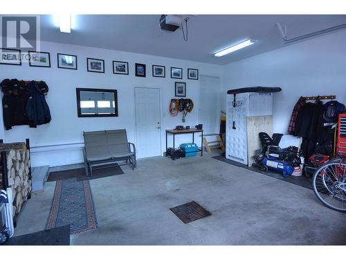 1659 Columbia Street, Smithers, BC - Indoor Photo Showing Garage
