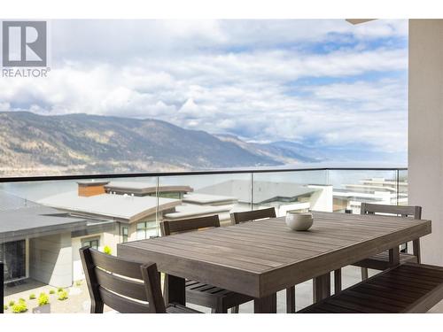 530 Clifton Court, Kelowna, BC - Outdoor With View