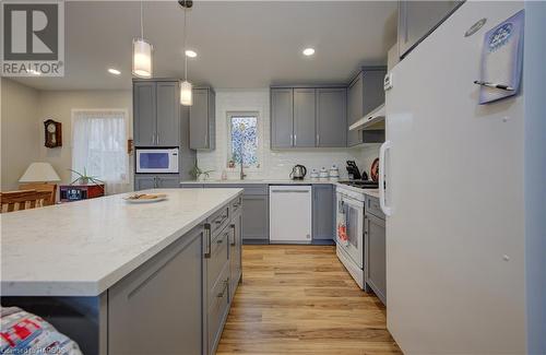 Large Island - 5007 Highway 21 Unit# 1407, Saugeen Shores, ON - Indoor Photo Showing Kitchen With Upgraded Kitchen