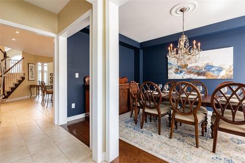 48 Galloway Trail, Welland, ON - Indoor Photo Showing Dining Room