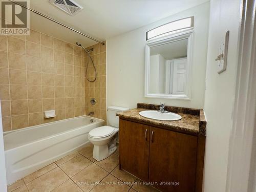 #103 -207 Wellesley St E, Toronto, ON - Indoor Photo Showing Bathroom