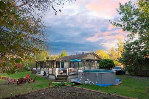 35 12Th Avenue, Gimli Rm, MB - Outdoor With Above Ground Pool With Backyard