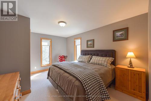 4372 Conners Bay Lane, Severn, ON - Indoor Photo Showing Bedroom