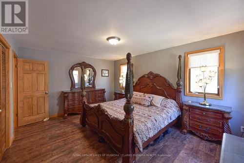 4372 Conners Bay Lane, Severn, ON - Indoor Photo Showing Bedroom