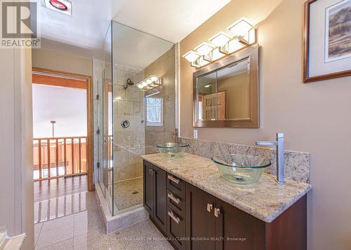 4372 Conners Bay Lane, Severn, ON - Indoor Photo Showing Bathroom