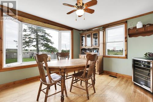 1898 Baseline Road, Clarington, ON - Indoor Photo Showing Dining Room