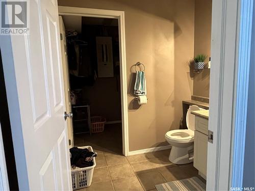 28 Telfer Bay, Prince Albert, SK - Indoor Photo Showing Bathroom