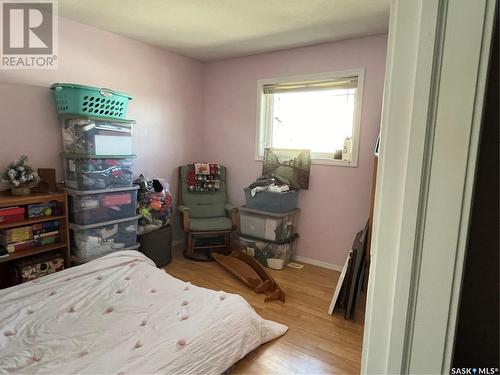 28 Telfer Bay, Prince Albert, SK - Indoor Photo Showing Bedroom