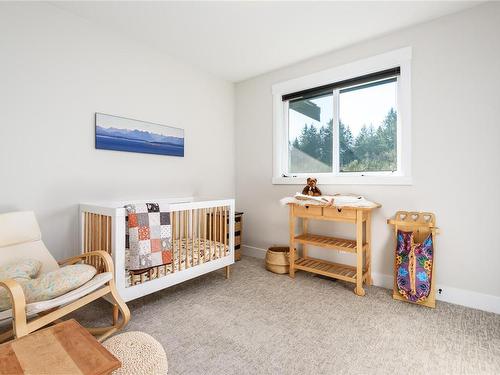 1507 Crown Isle Blvd, Courtenay, BC - Indoor Photo Showing Bedroom