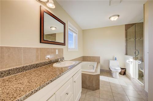 426 Baptist Church Road, Caledonia, ON - Indoor Photo Showing Bathroom