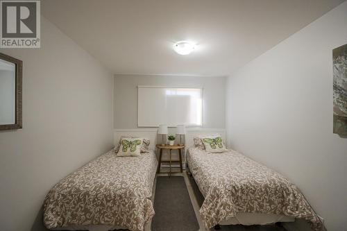 922 Dynes Avenue Unit# 101, Penticton, BC - Indoor Photo Showing Bedroom