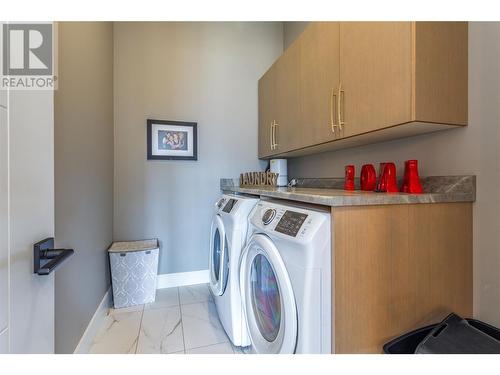 529 Truswell Road Unit# 604, Kelowna, BC - Indoor Photo Showing Laundry Room