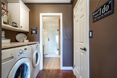 87 Macneil Court, Hagersville, ON - Indoor Photo Showing Laundry Room