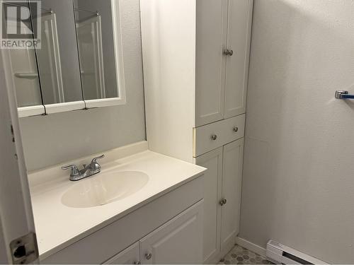 105 101 Mcintyre Drive, Mackenzie, BC - Indoor Photo Showing Bathroom