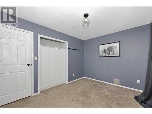 540 21 Street Se, Salmon Arm, BC - Indoor Photo Showing Other Room
