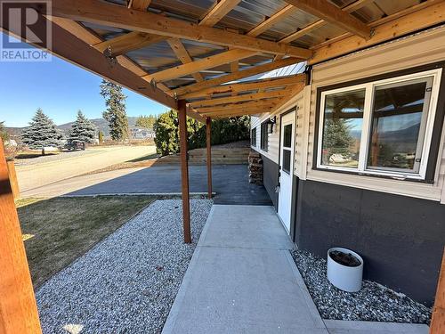 540 21 Street Se, Salmon Arm, BC - Outdoor With Exterior