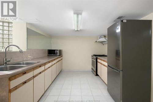34 Laird, Amherstburg, ON - Indoor Photo Showing Kitchen With Double Sink