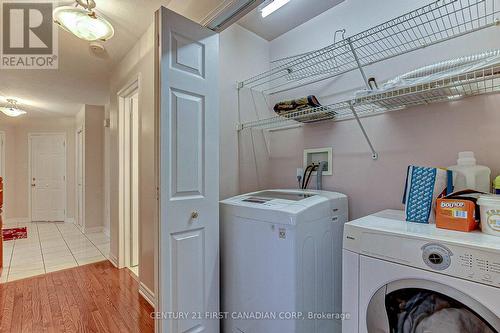 757 Guildwood Boulevard, London, ON - Indoor Photo Showing Laundry Room