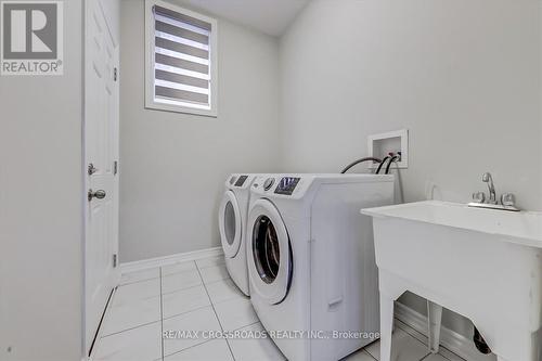529 Settlers Rdge, Peterborough, ON - Indoor Photo Showing Laundry Room