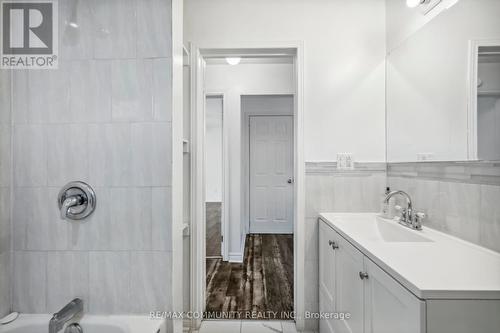 7020 Jill Drive, Niagara Falls, ON - Indoor Photo Showing Bathroom