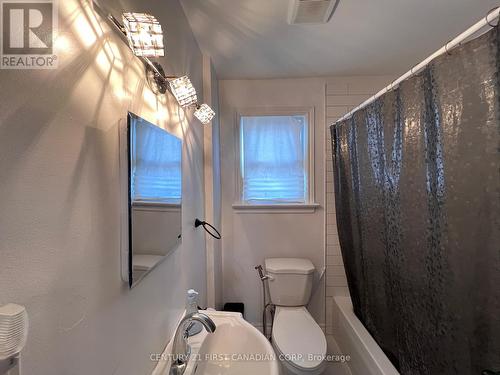 785 Fleet Street, London, ON - Indoor Photo Showing Bathroom