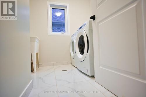 1534 Prentice Rd, Innisfil, ON - Indoor Photo Showing Laundry Room