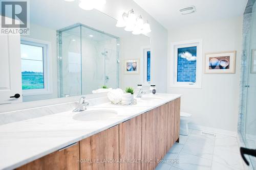 1534 Prentice Rd, Innisfil, ON - Indoor Photo Showing Bathroom