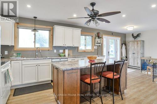 117 Campbell Beach Road, Kawartha Lakes, ON - Indoor Photo Showing Kitchen