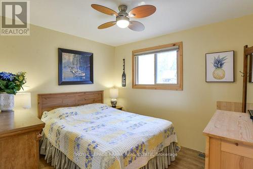 117 Campbell Beach Road, Kawartha Lakes, ON - Indoor Photo Showing Bedroom