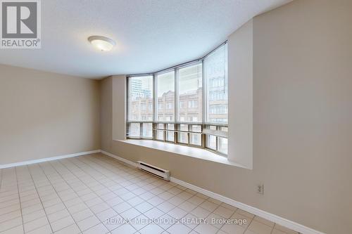 302 - 25 George Street, Toronto, ON - Indoor Photo Showing Other Room