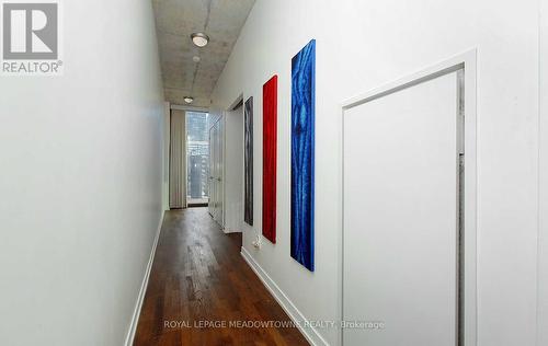 #1010 -560 King St W, Toronto, ON - Indoor Photo Showing Other Room