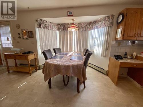 5433 Heppel Avenue, Terrace, BC - Indoor Photo Showing Dining Room