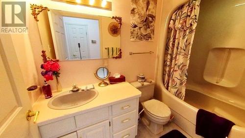 12733 255 Road, Fort St. John, BC - Indoor Photo Showing Bathroom