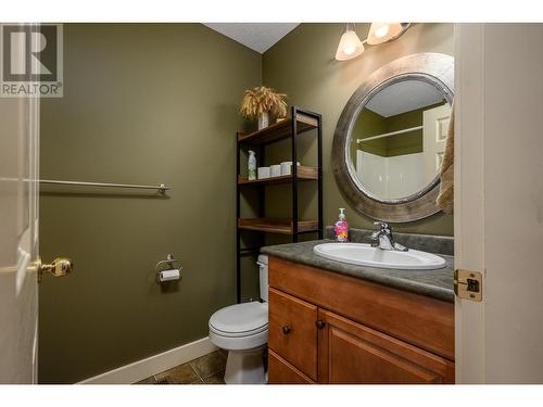 1002 Mt. Bulman Drive, Vernon, BC - Indoor Photo Showing Bathroom