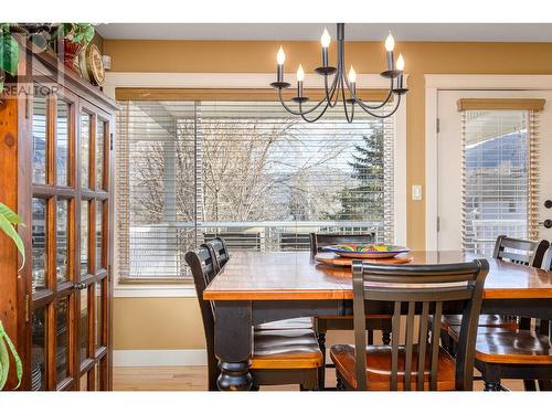 1002 Mt. Bulman Drive, Vernon, BC - Indoor Photo Showing Dining Room