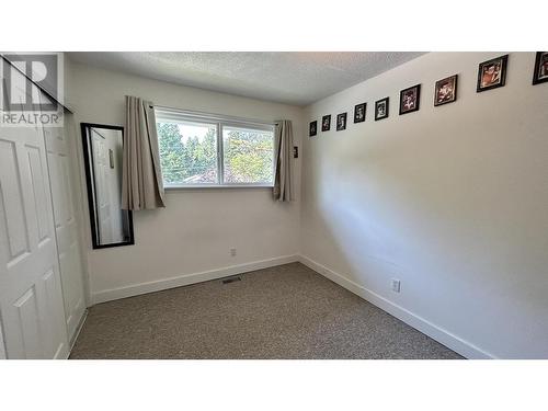 5003 Smith Road, 108 Mile Ranch, BC - Indoor Photo Showing Other Room