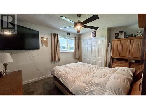 5003 Smith Road, 108 Mile Ranch, BC - Indoor Photo Showing Bedroom