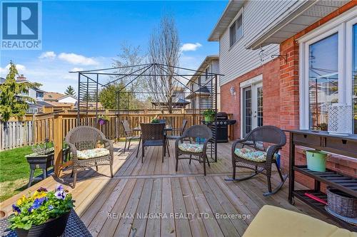 48 Elderwood Dr, St. Catharines, ON - Outdoor With Deck Patio Veranda With Exterior