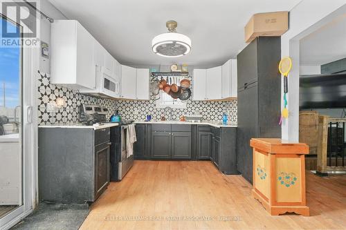 16 Catherine St, Tyendinaga, ON - Indoor Photo Showing Kitchen With Upgraded Kitchen