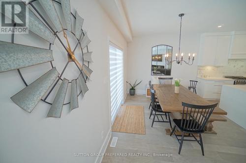 2223 Linkway Blvd, London, ON - Indoor Photo Showing Dining Room