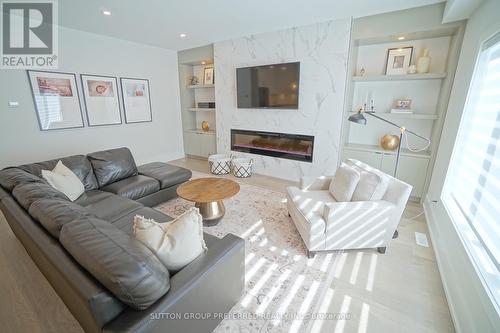 2223 Linkway Blvd, London, ON - Indoor Photo Showing Living Room With Fireplace
