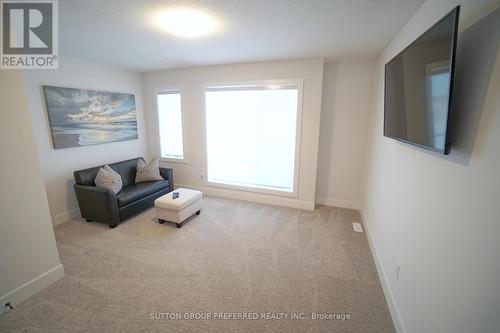 2223 Linkway Blvd, London, ON - Indoor Photo Showing Other Room