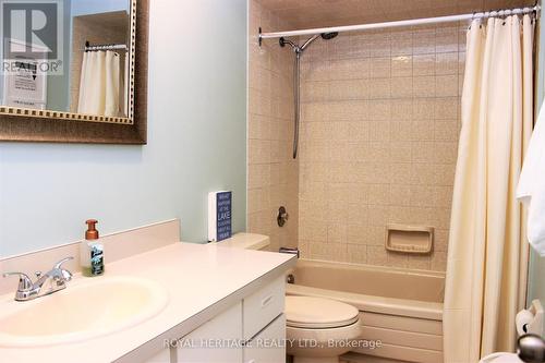 47 Marilyn Cres, Kawartha Lakes, ON - Indoor Photo Showing Bathroom