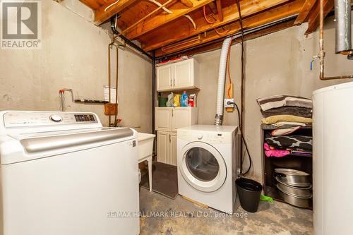 #7 -3525 Brandon Gate Dr, Mississauga, ON - Indoor Photo Showing Laundry Room